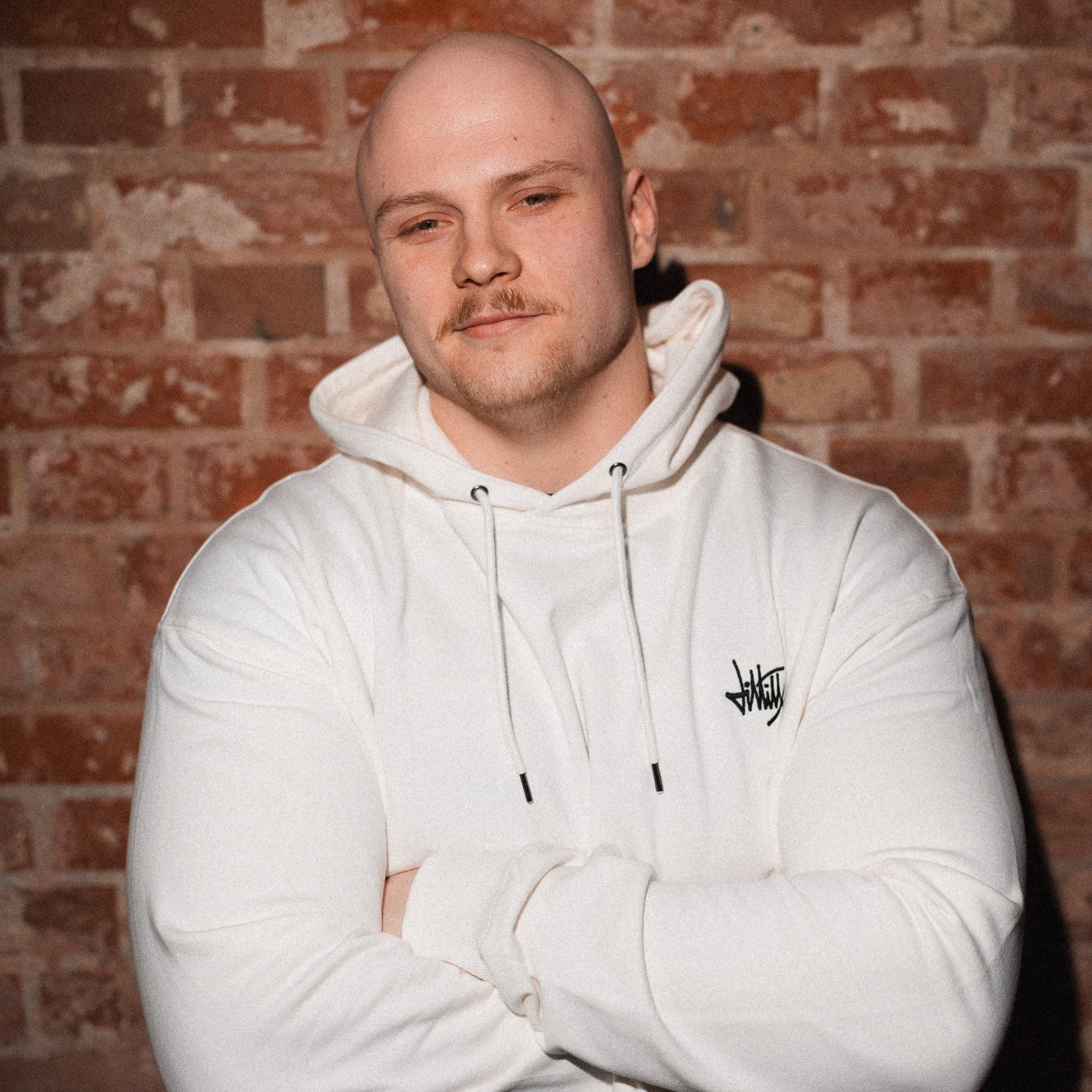 DLTLLY | HOODIE | WHITE | STICK