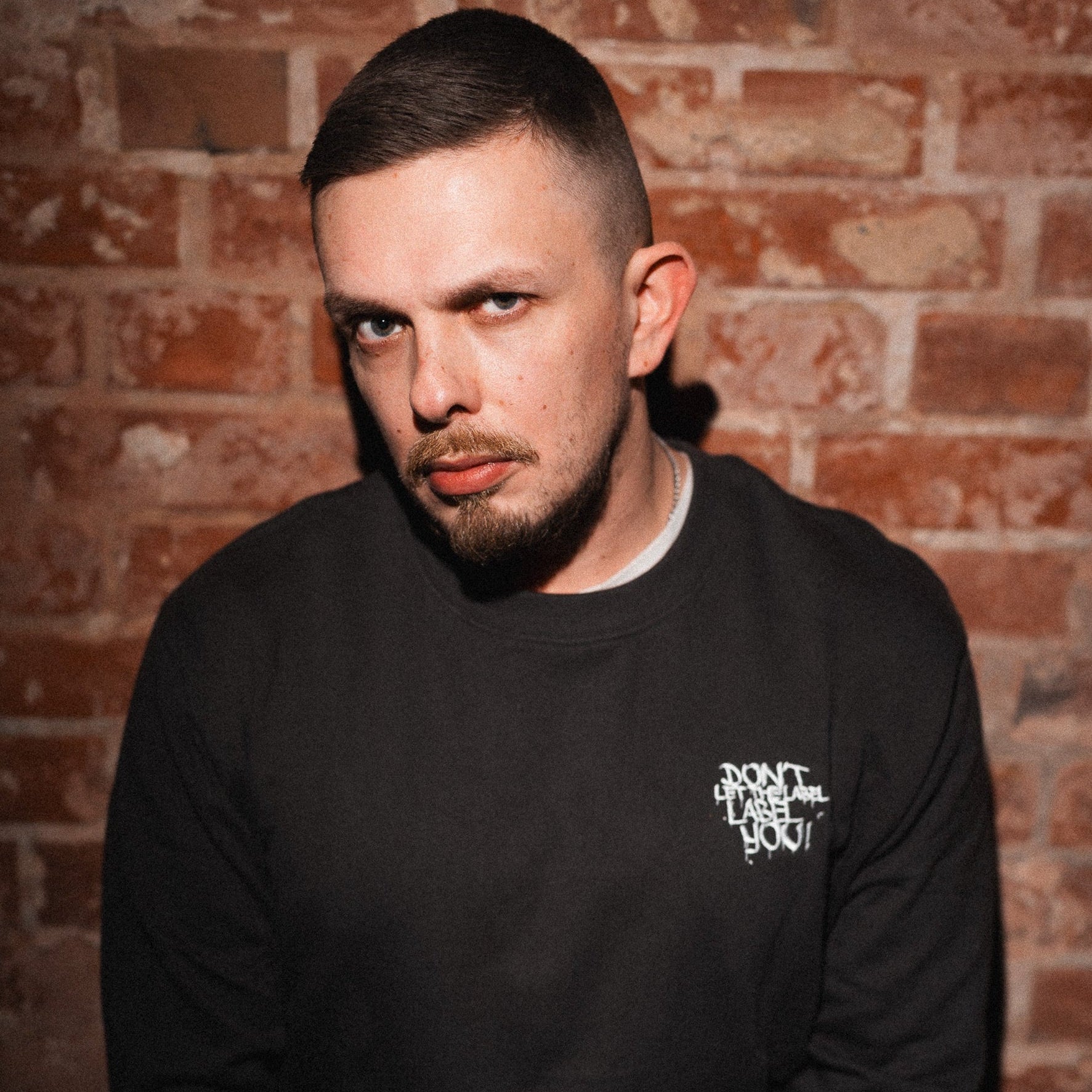 DLTLLY | SWEATSHIRT | BLACK | STICK