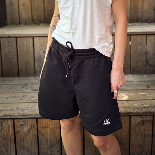 DLTLLY | SHORTS | BLACK | STICK